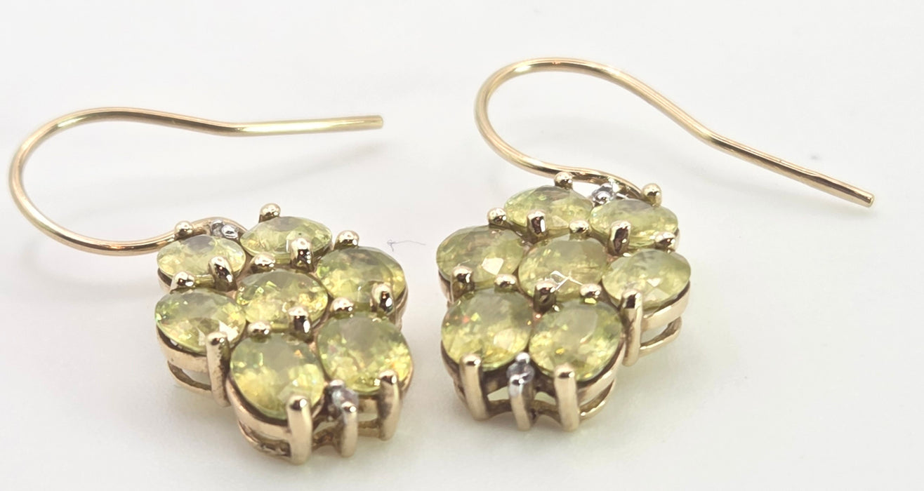 2447 : Vintage 9ct Gold Peridots Glacier Topaz Drop Earrings