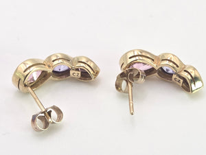 2448- Vintage 9ct Gold pear Cut Pink & Blue Topaz Stud Earrings