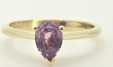 Load image into Gallery viewer, 0612: Vintage 9ct Gold Pear Cut Purple Padparadscha Sapphire (1.09ct) Solitaire Ring
