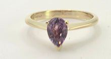 Load image into Gallery viewer, 0612: Vintage 9ct Gold Pear Cut Purple Padparadscha Sapphire (1.09ct) Solitaire Ring
