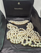 Cargar imagen en el visor de la galería, 2612 Vintage Tiffany &amp; Co Ziegfeld Freshwater Pearls Silver Necklace -Extra Long- 280cm
