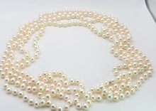 Cargar imagen en el visor de la galería, 2612 Vintage Tiffany &amp; Co Ziegfeld Freshwater Pearls Silver Necklace -Extra Long- 280cm
