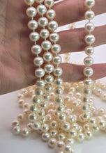 Cargar imagen en el visor de la galería, 2612 Vintage Tiffany &amp; Co Ziegfeld Freshwater Pearls Silver Necklace -Extra Long- 280cm
