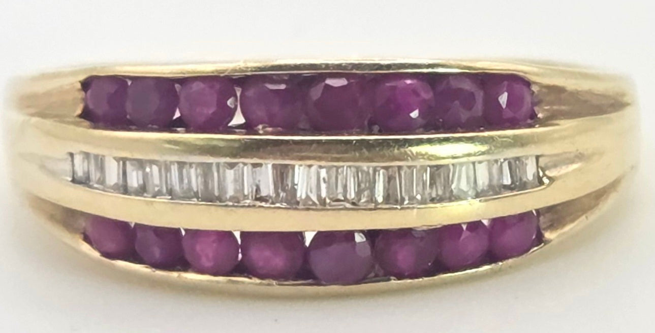 2525 Vintage: 9ct Yellow Gold Ruby & Diamond Three-Row Band Ring