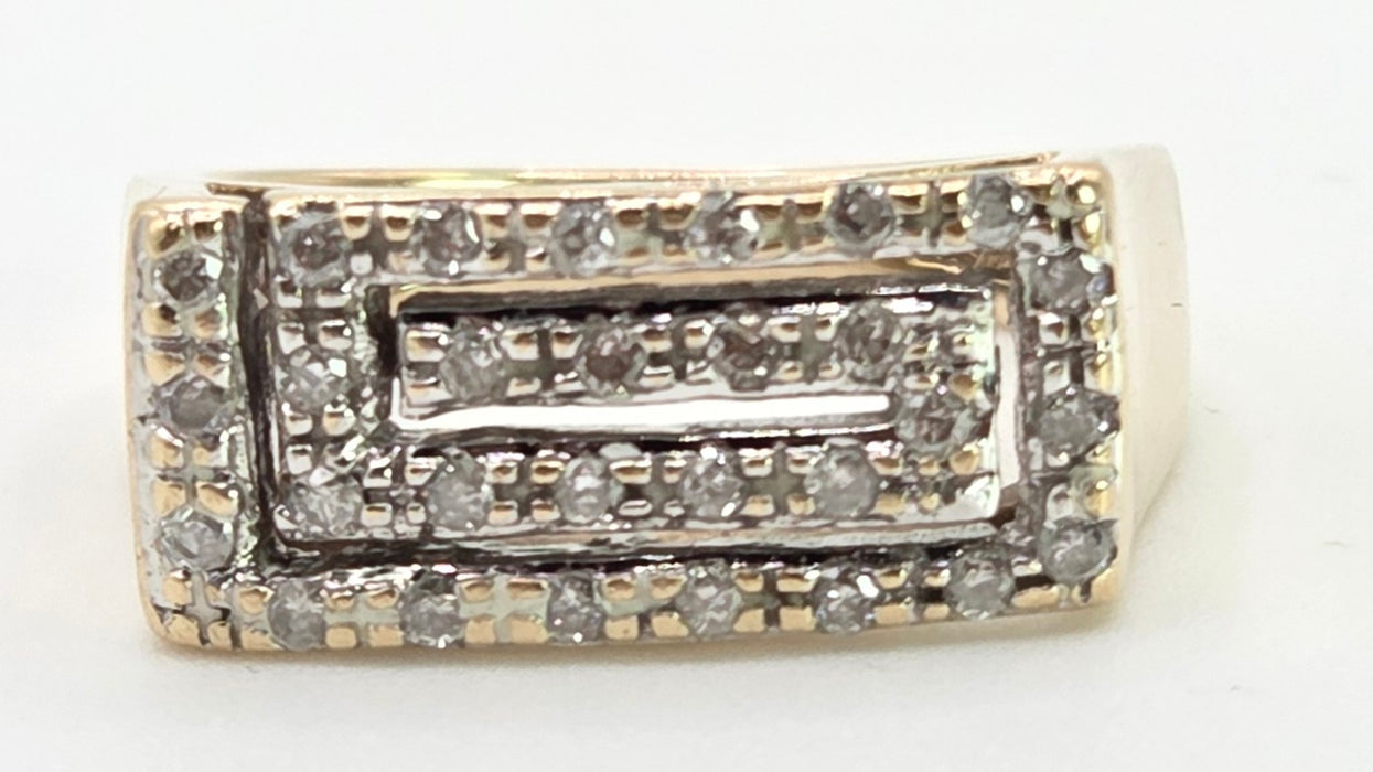 2531 Vintage: 9ct Gold 29 Natural Sparkling Diamonds Ring