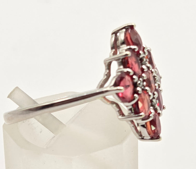 2533; Vintage 9ct White Gold Rubies Diamonds Geometric Set Cluster Ring