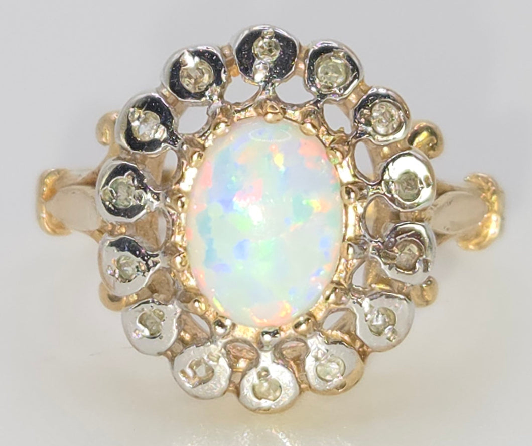 2536: Vintage 9ct Gold Cabochon Cut White Opal 14 Natural Diamonds Cluster Ring