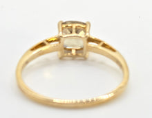 Cargar imagen en el visor de la galería, 2537; Vintage &amp; Exquisite Cushion Cut Mint Green Spinel Solitaire Ring
