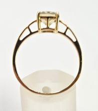 Cargar imagen en el visor de la galería, 2537; Vintage &amp; Exquisite Cushion Cut Mint Green Spinel Solitaire Ring
