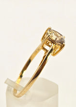 Cargar imagen en el visor de la galería, 2537; Vintage &amp; Exquisite Cushion Cut Mint Green Spinel Solitaire Ring
