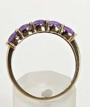 Load image into Gallery viewer, 2548: Vintage: 9ct Gold 5 Lilac Amethysts Dress/Stacker Ring
