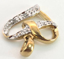 Load image into Gallery viewer, 0110: Vintage: Petite 9ct Gold Natural Diamonds Heart-Shaped Pendant
