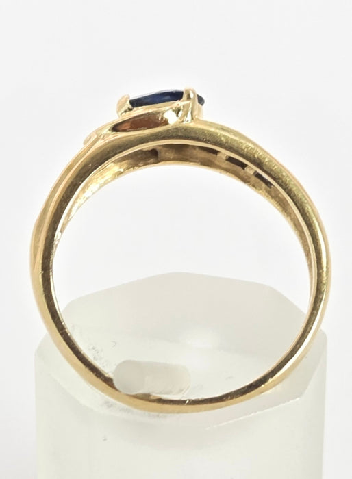 2378: Vintage; 18ct Gold Blue Sapphires Diamonds Dress/ Stacker Ring