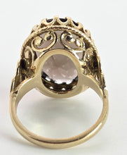 Cargar imagen en el visor de la galería, 2387- Vintage 9ct Gold large Smokey Quartz Cocktail Ring- From 1976

