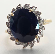 Load image into Gallery viewer, 2423: Vintage: 9ct Gold Australian Blue Sapphire Natural diamonds Cluster Ring
