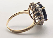 Load image into Gallery viewer, 2423: Vintage: 9ct Gold Australian Blue Sapphire Natural diamonds Cluster Ring
