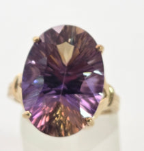 Cargar imagen en el visor de la galería, 2424: Vintage Large 9ct Gold Oval Faceted Ametrine Cocktail Ring
