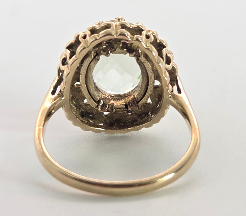 2433: Vintage: 9ct Gold Large Mint Green Amethyst Ring -From 1967