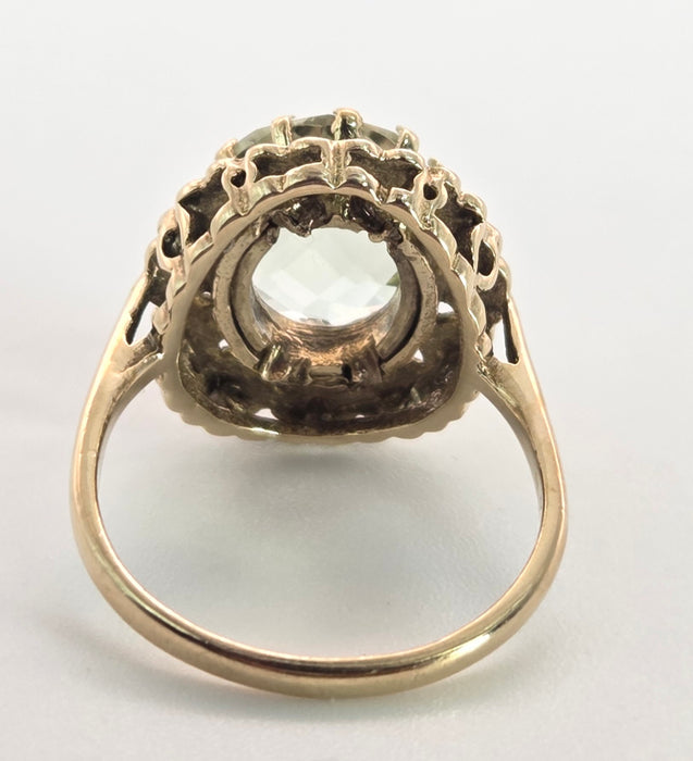 2433: Vintage: 9ct Gold Large Mint Green Amethyst Ring -From 1967
