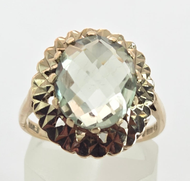 2433: Vintage: 9ct Gold Large Mint Green Amethyst Ring -From 1967