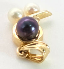Load image into Gallery viewer, 0143- Vintage 14ct Gold Tahitian Pearls Diamonds Pendant
