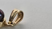 Load image into Gallery viewer, 0143- Vintage 14ct Gold Tahitian Pearls Diamonds Pendant
