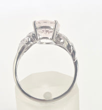 Load image into Gallery viewer, 0341- Vintage: 9ct White Gold Pink Morganite 14 Natural Sparkling Diamonds Ring
