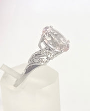 Load image into Gallery viewer, 0341- Vintage: 9ct White Gold Pink Morganite 14 Natural Sparkling Diamonds Ring
