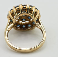 Cargar imagen en el visor de la galería, 0596: Vintage: 9ct Gold 21 Blue Diamonds Floral Cluster Ring
