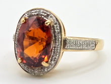 Load image into Gallery viewer, 0635 Vintage: 18ct Gold  Orange Spessartite Garnet Diamonds Cluster Ring- A rare find
