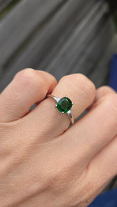 2491 Vintage 18ct White Gold Chrome Diopside Natural Diamonds Dress Ring