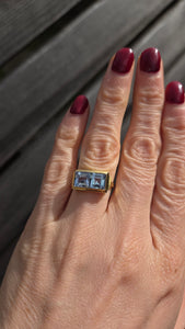 6187 Vintage Rare 18ct Gold Princess Cut Blue Spinels Signet Ring