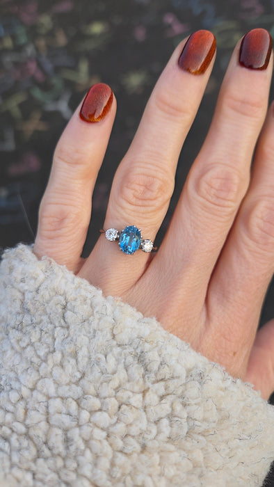 2467- Vintage Rare 18ct White Gold Platinum Aquamarine Diamonds 3-Stone Straight Ring