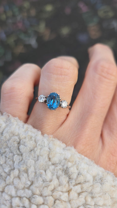 2467- Vintage Rare 18ct White Gold Platinum Aquamarine Diamonds 3-Stone Straight Ring