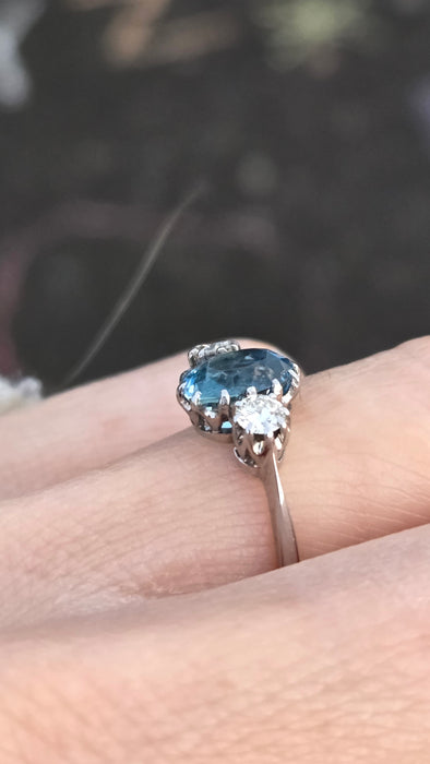 2467- Vintage Rare 18ct White Gold Platinum Aquamarine Diamonds 3-Stone Straight Ring