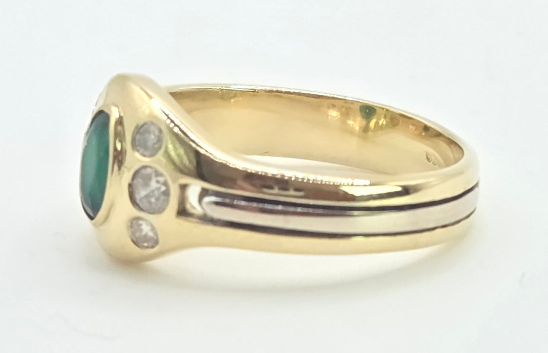 6526 Vintage: 18ct Yellow & White Gold Emerald & Diamond Art Deco Inspired Oval Dress Ring