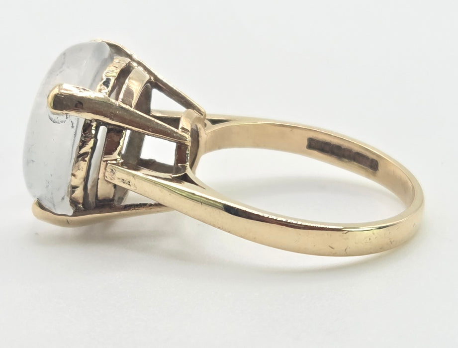 Vintage: 9ct Gold Large Cabochon Cut Moonstone Ring