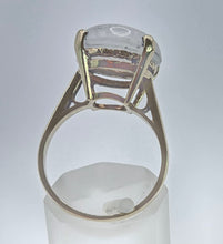 Load image into Gallery viewer, 1943: Vintage 9ct Gold Large Cabochon Cut Moonstone Ring
