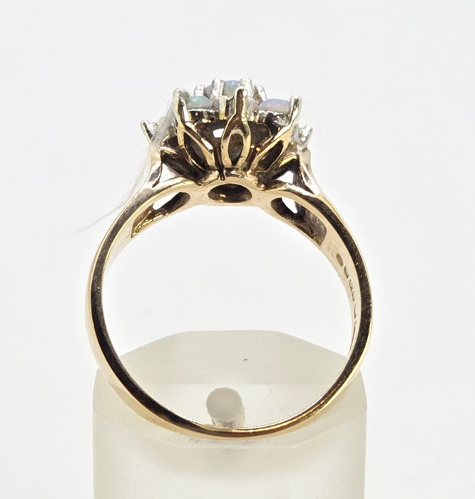 2158: Vintage: 9ct Gold 7 White Opals Diamonds Flower Head Ring- From 1981