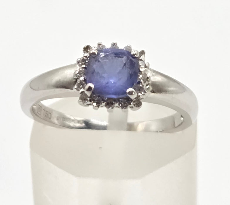 2293 :18ct White Gold Violet Blue Tanzanite 16 Sparkling Diamonds Ring