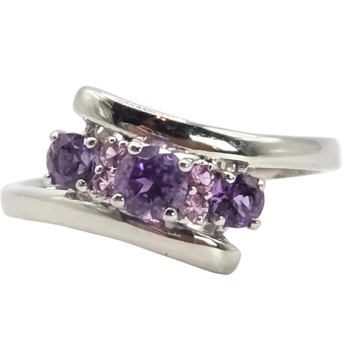 6381 Vintage: 9ct White Gold Purple & Lilac Amethyst Crossover Ring