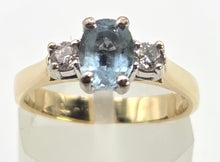 Load image into Gallery viewer, 2012: Vintage: 18ct Gold Blue Aquamarine Diamonds 3-Stone Straight Ring

