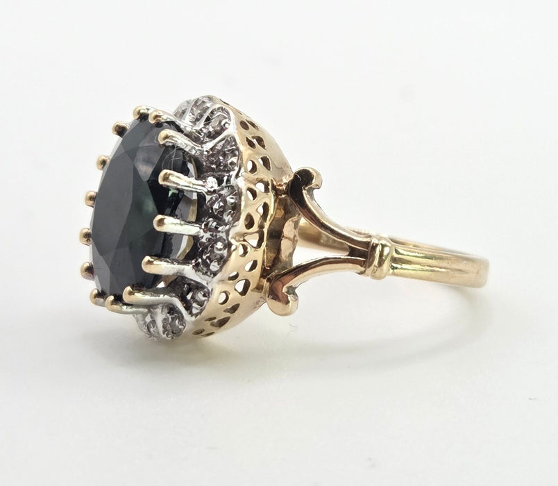 Vintage: 9ct Gold Blue Sapphire & Diamond Diana Style Cluster Ring