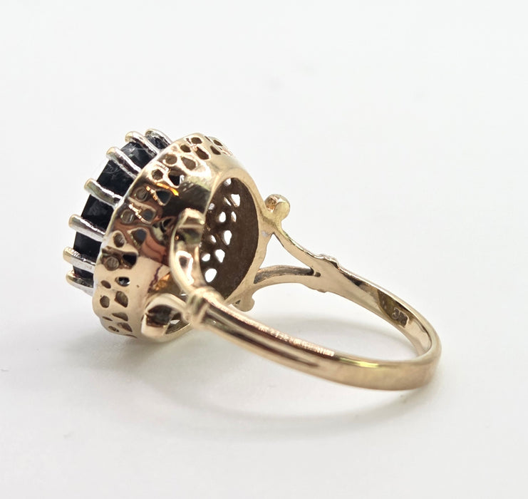 Vintage: 9ct Gold Blue Sapphire & Diamond Diana Style Cluster Ring