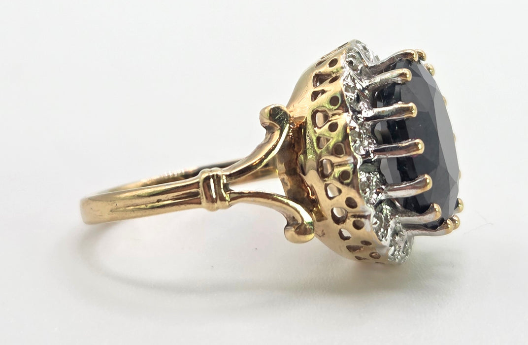 Vintage: 9ct Gold Blue Sapphire & Diamond Diana Style Cluster Ring