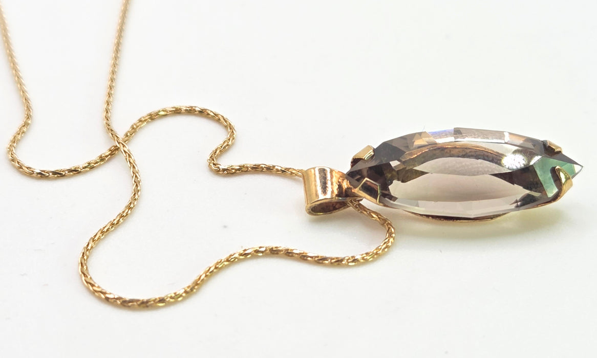 2581: Vintage: 9ct Gold Marquise Cut Smokey Quartz Pendant & Necklace
