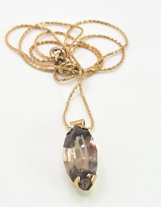 2581: Vintage: 9ct Gold Marquise Cut Smokey Quartz Pendant & Necklace