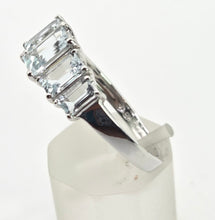 Load image into Gallery viewer, 2598: Vintage 9ct white Gold 5 emerald Cut Blue Aquamarines Ring

