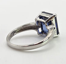 Load image into Gallery viewer, 2607 Vintage: 9ct White Gold Emerald Cut French Blue Sapphire Diamonds Ring
