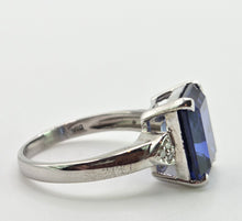 Load image into Gallery viewer, 2607 Vintage: 9ct White Gold Emerald Cut French Blue Sapphire Diamonds Ring
